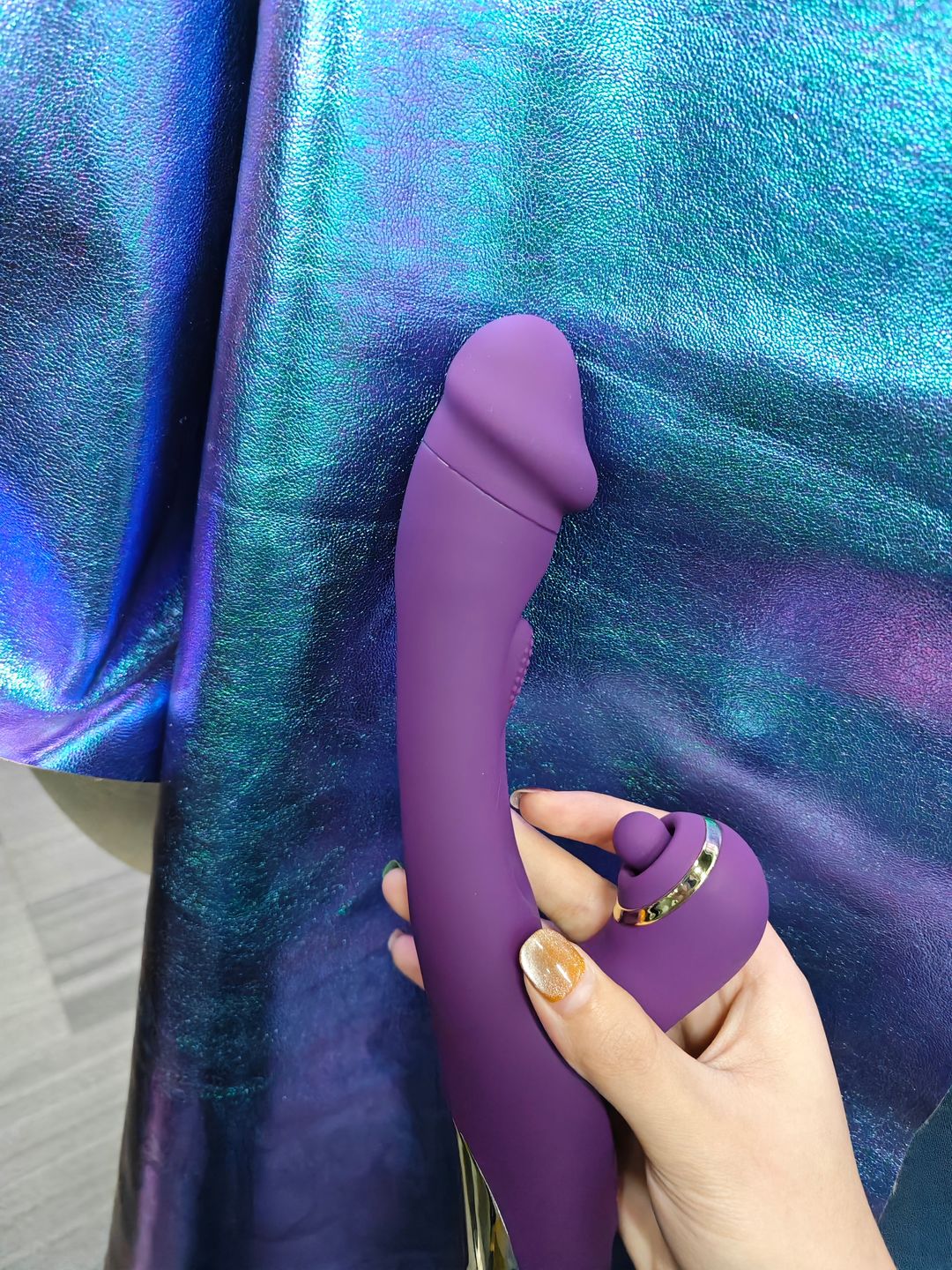 G-Pro2 Vibrator with Flapping, Vibration & Clitoral Tapping purple review